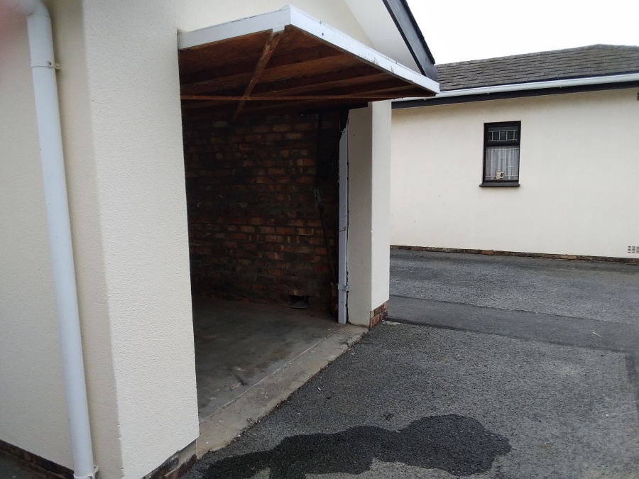 To Let 3 Bedroom Property for Rent in Somerset Park Western Cape
